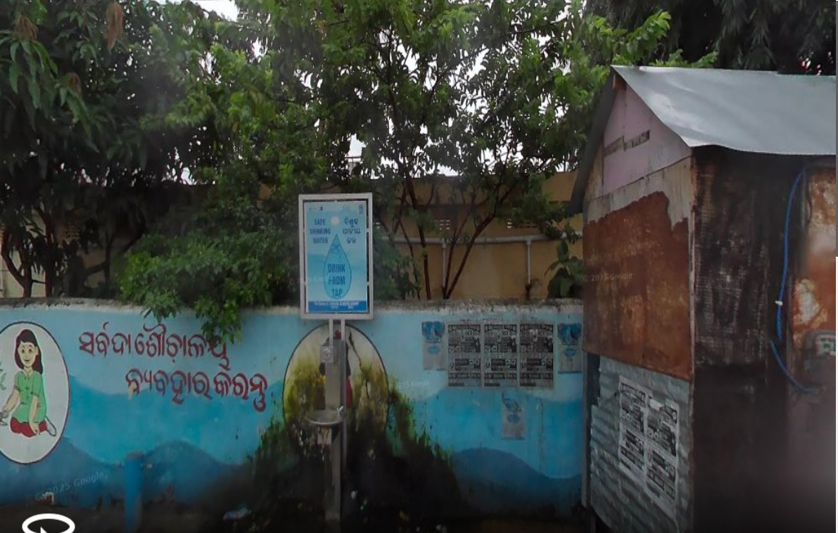 Bus Stand Toilet